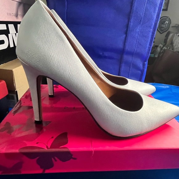 Silver pumps - Picture 2 of 4